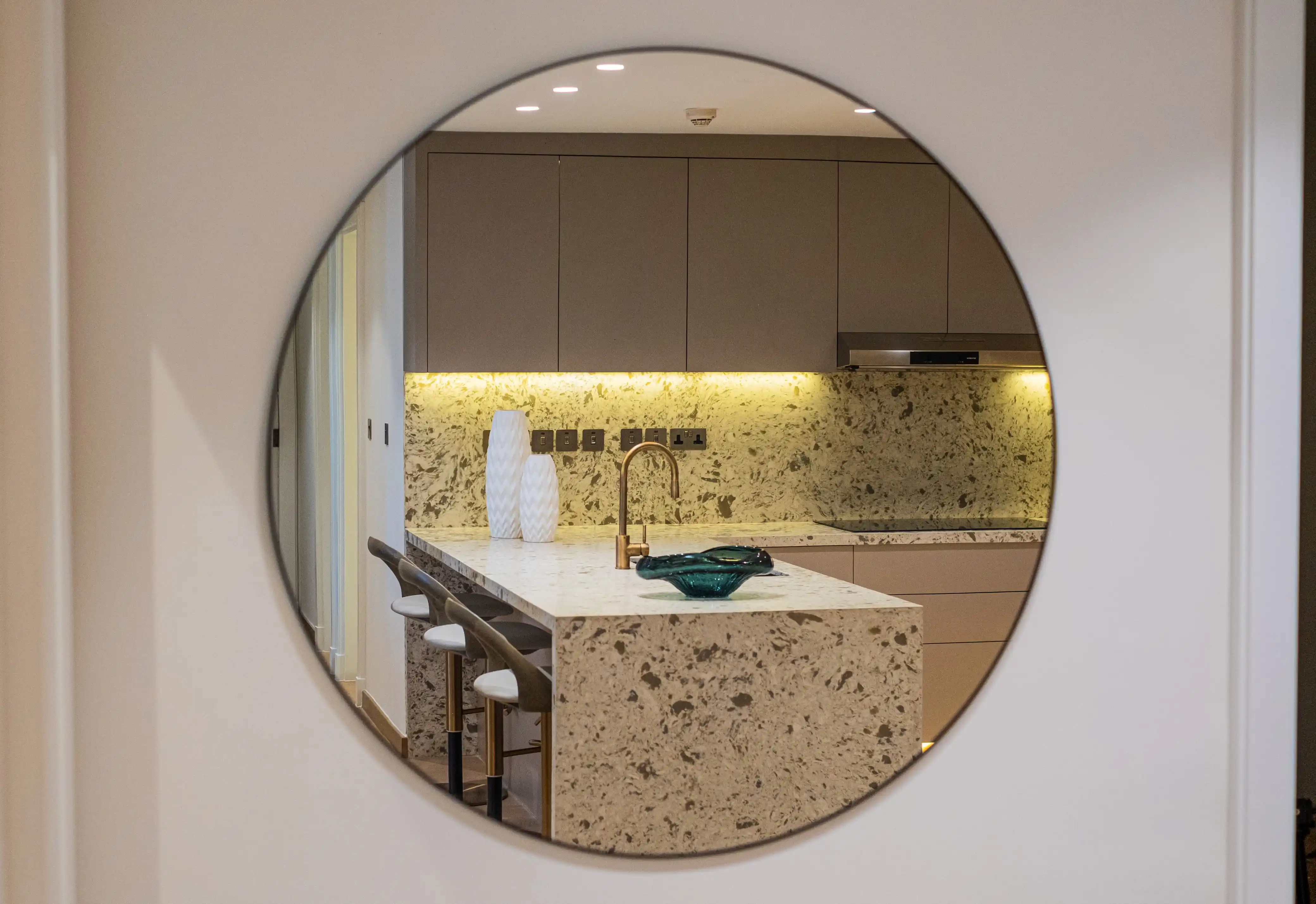 marina Room 5